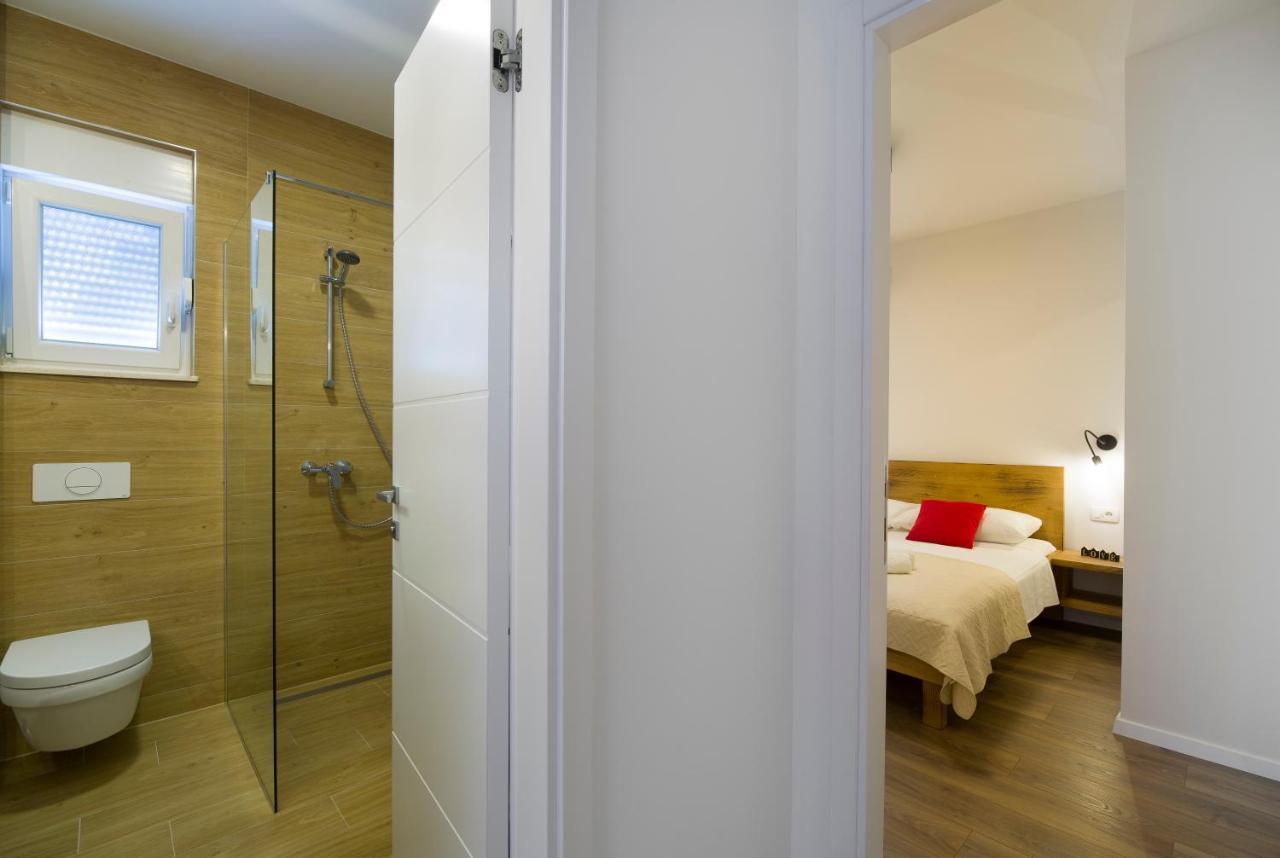 Apartments Bulli Trogir Luaran gambar