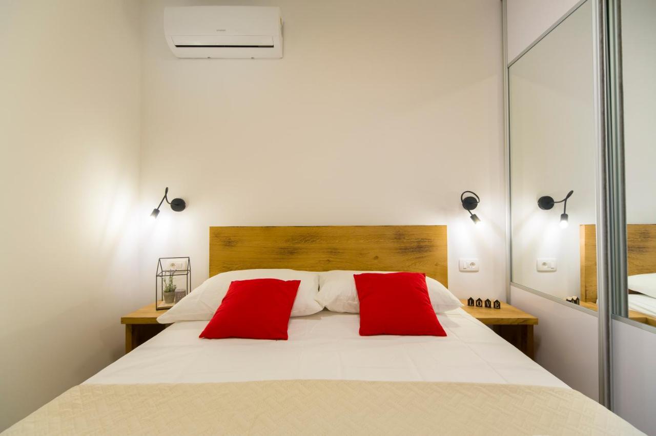 Apartments Bulli Trogir Luaran gambar