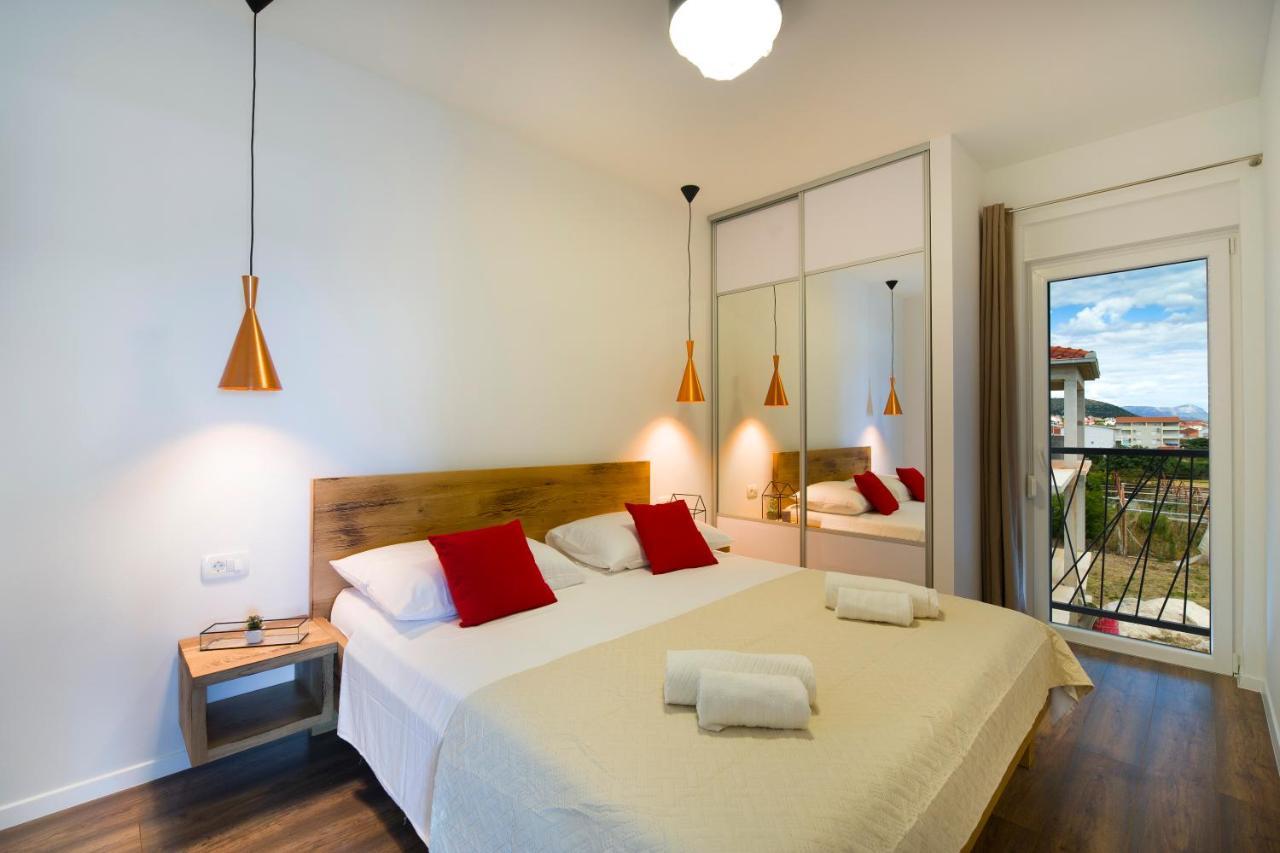 Apartments Bulli Trogir Luaran gambar