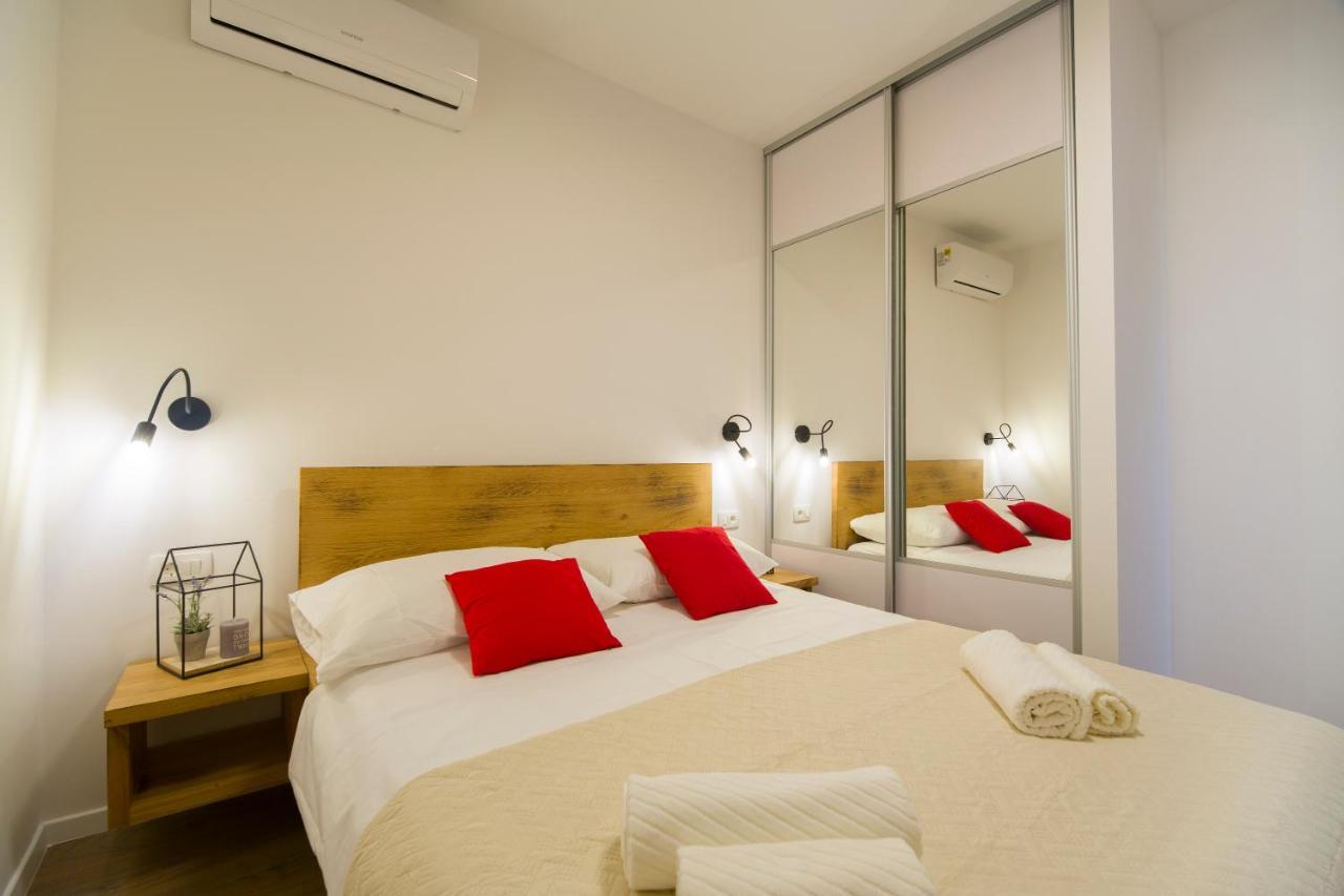 Apartments Bulli Trogir Luaran gambar
