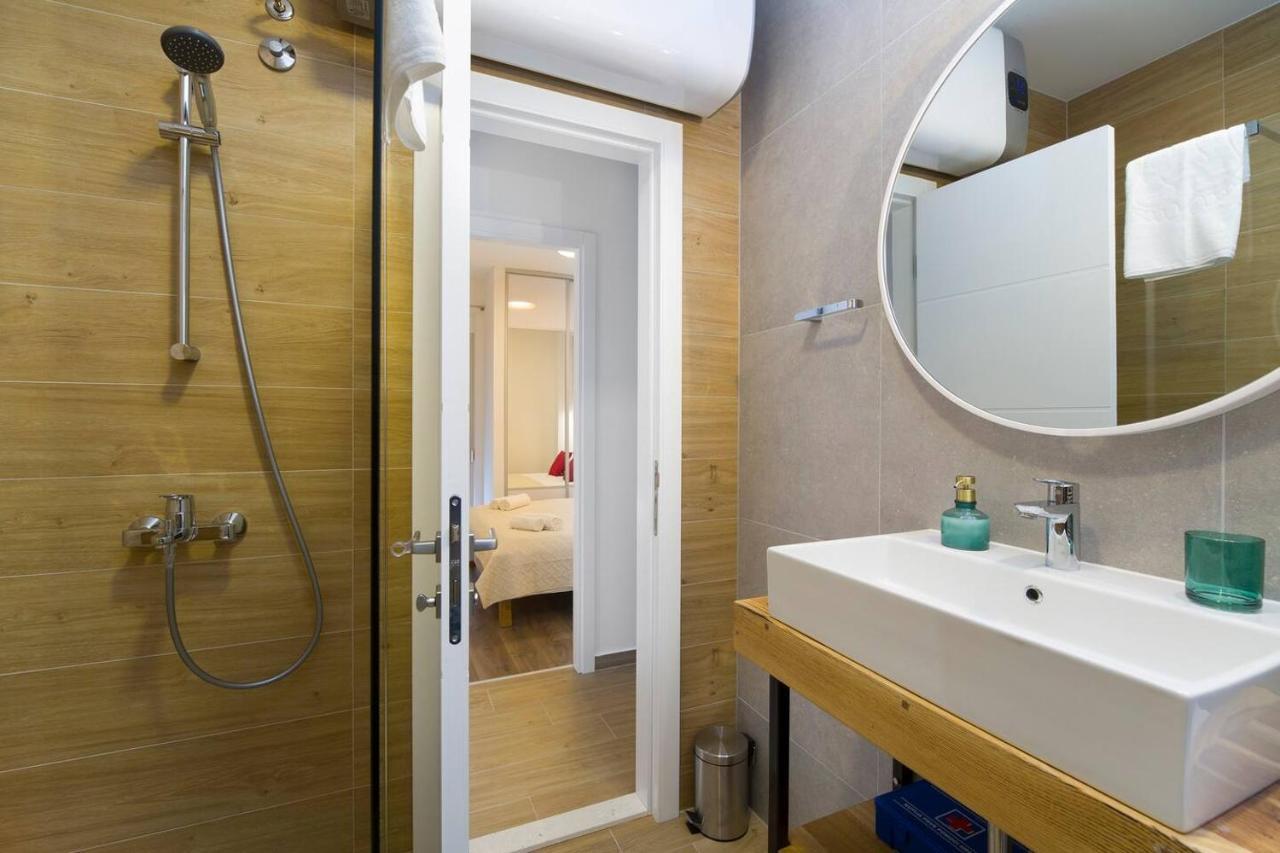 Apartments Bulli Trogir Luaran gambar