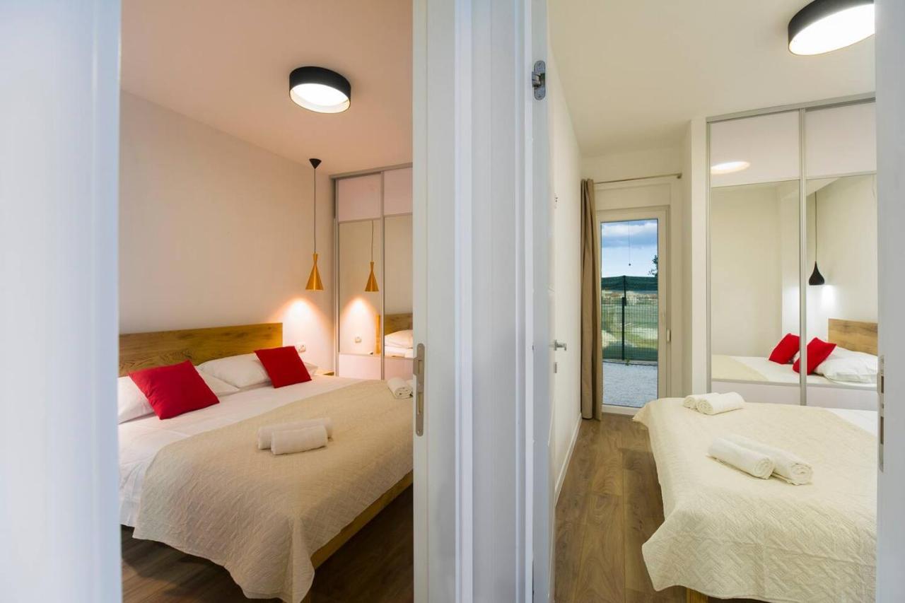 Apartments Bulli Trogir Luaran gambar