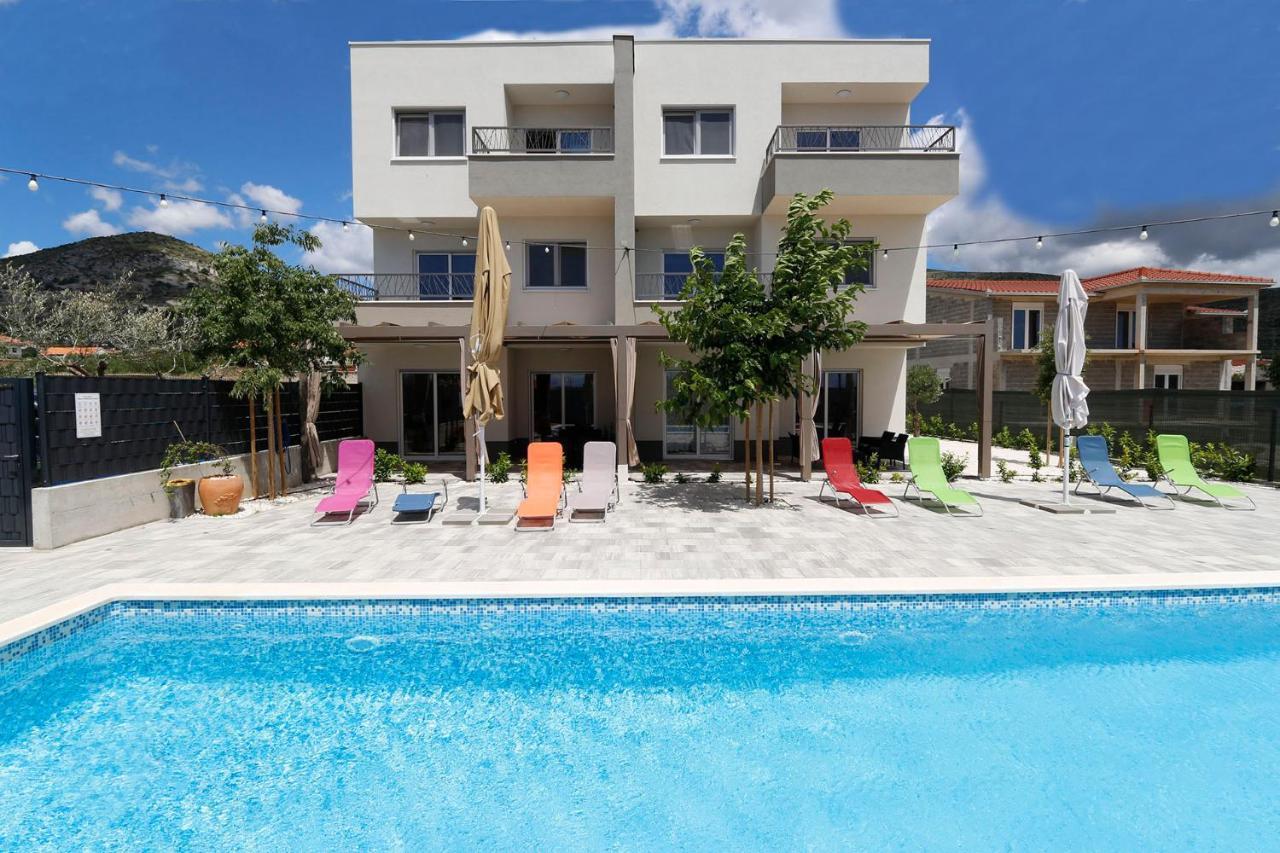 Apartments Bulli Trogir Luaran gambar